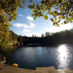dosthill quarry spa lake daytime